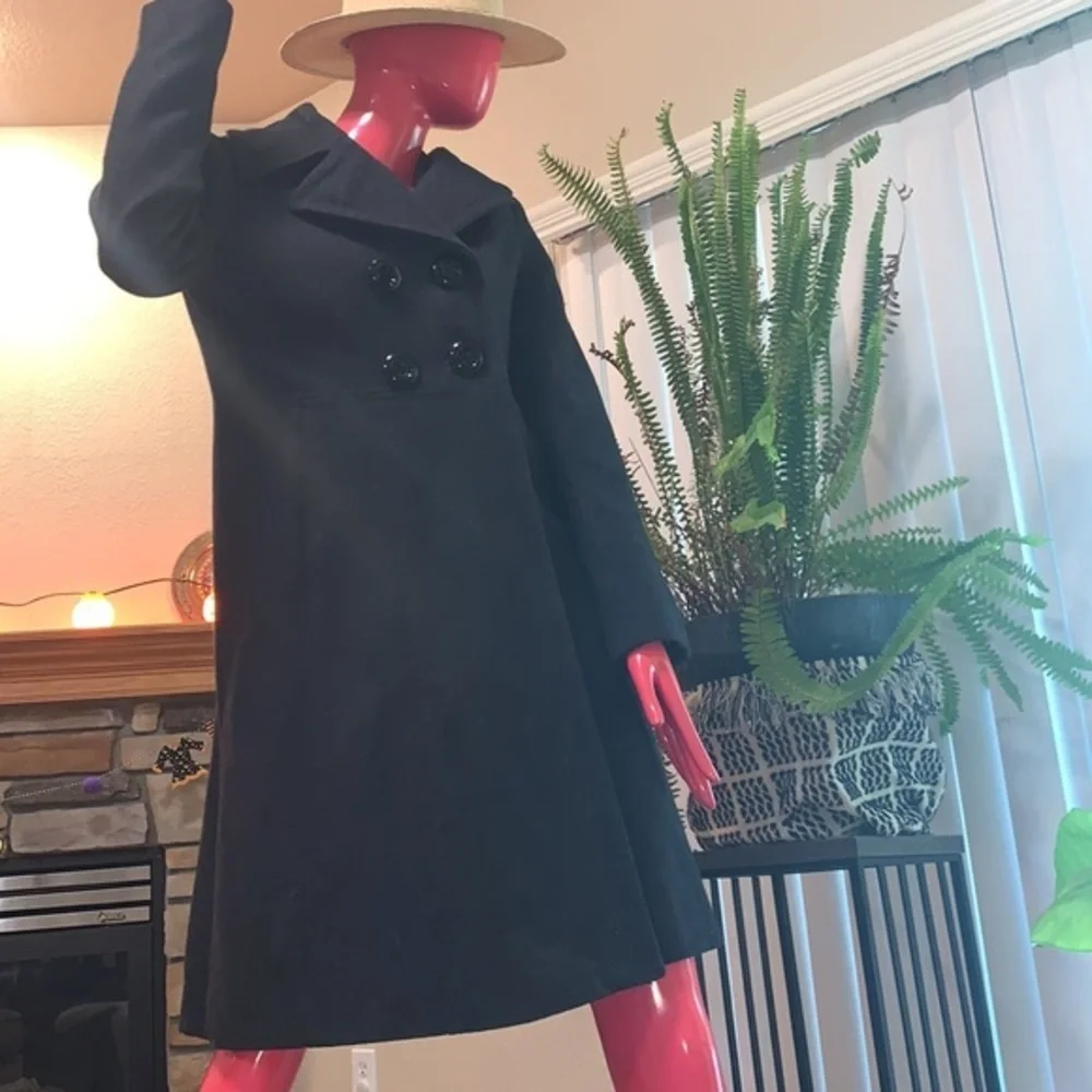 Guess Coat - Picture 2 of 14